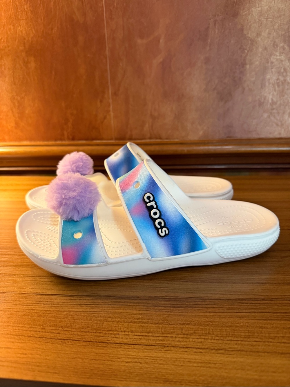 Crocs Classic Solarized Sandal White Multi Tie Dye Mens 8 Womens 10 w/ Pom Poms